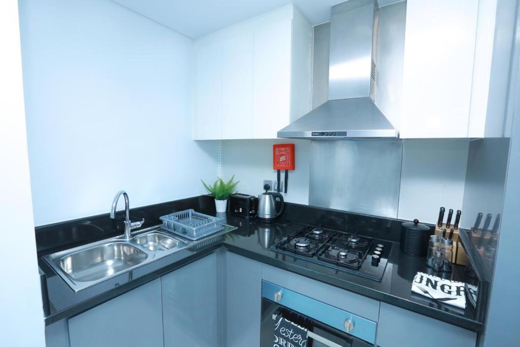 Damac Maison Prive Deluxe Studio With Burj-Khalifa View ดูไบ ภายนอก รูปภาพ